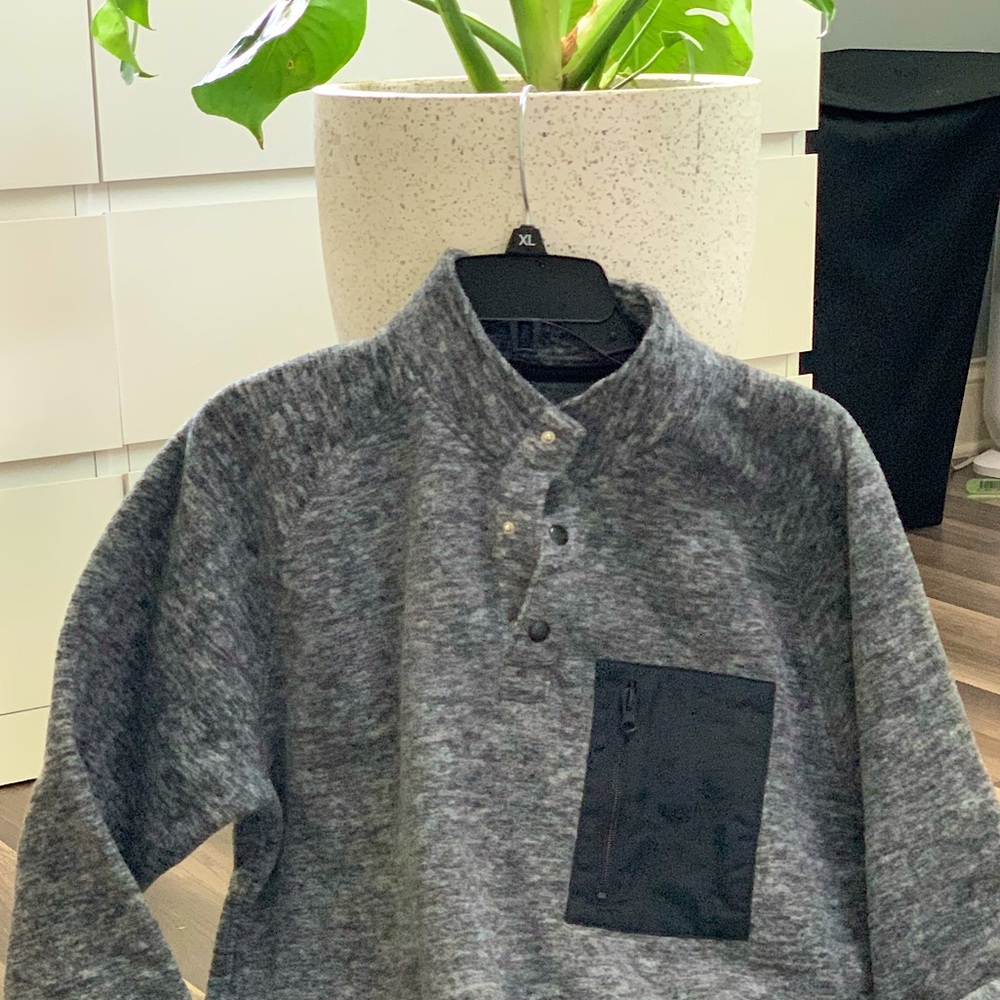 Old navy Sweatshirt